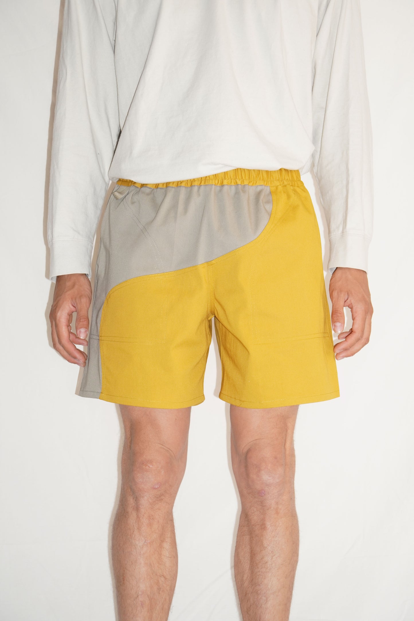 Zoomies Shorts in Tumeric / Beige