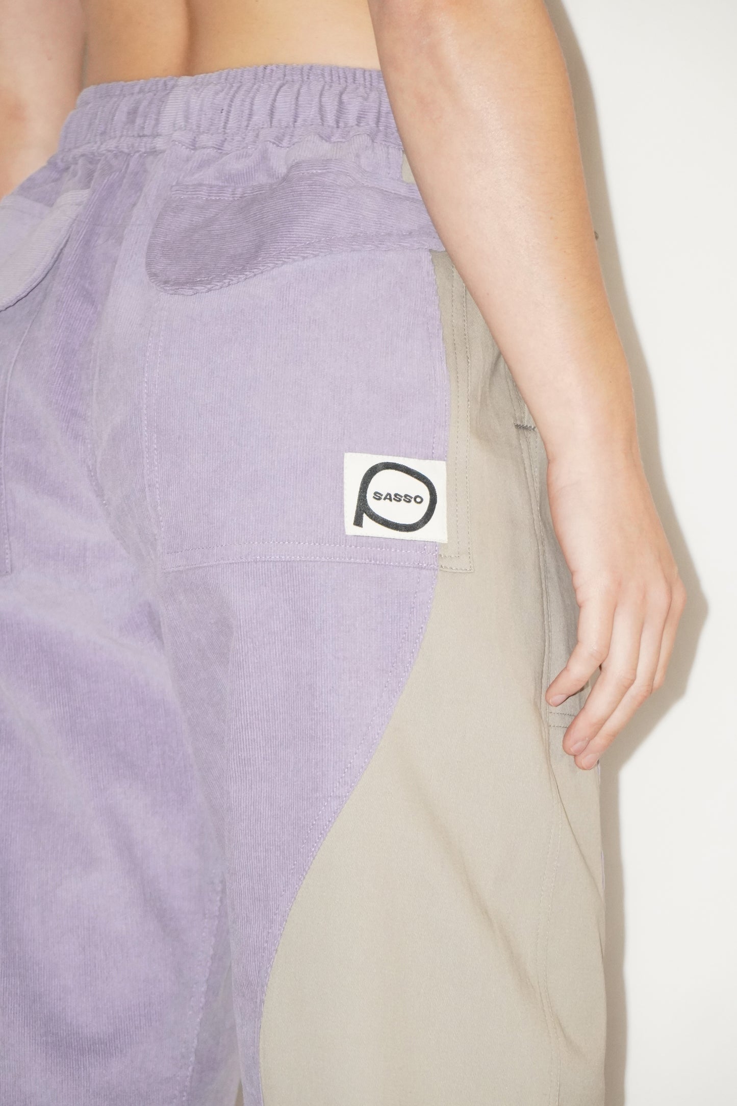 The Zoomies Pants in Mauve / Beige