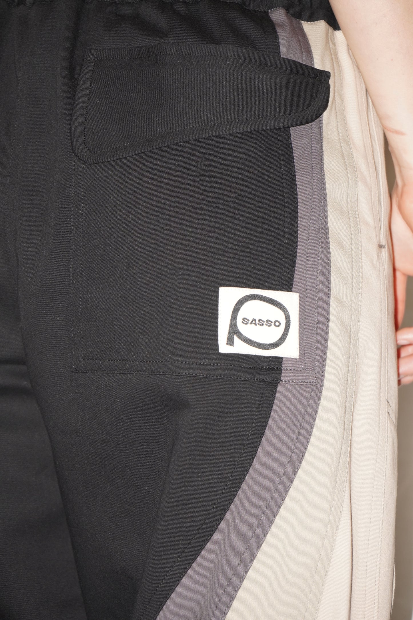 The Hyper Zoomies Pant in Black