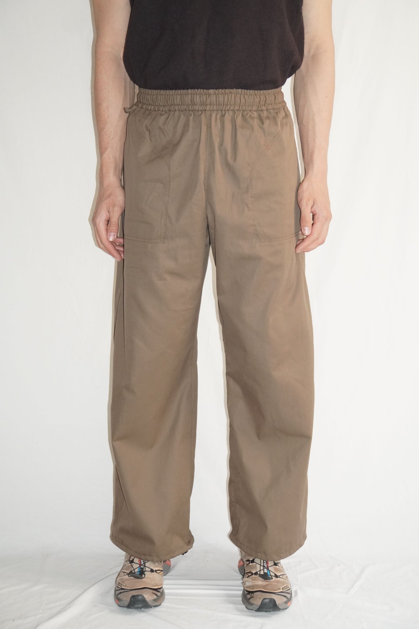 The Doctor Wide Leg Pants in Khaki