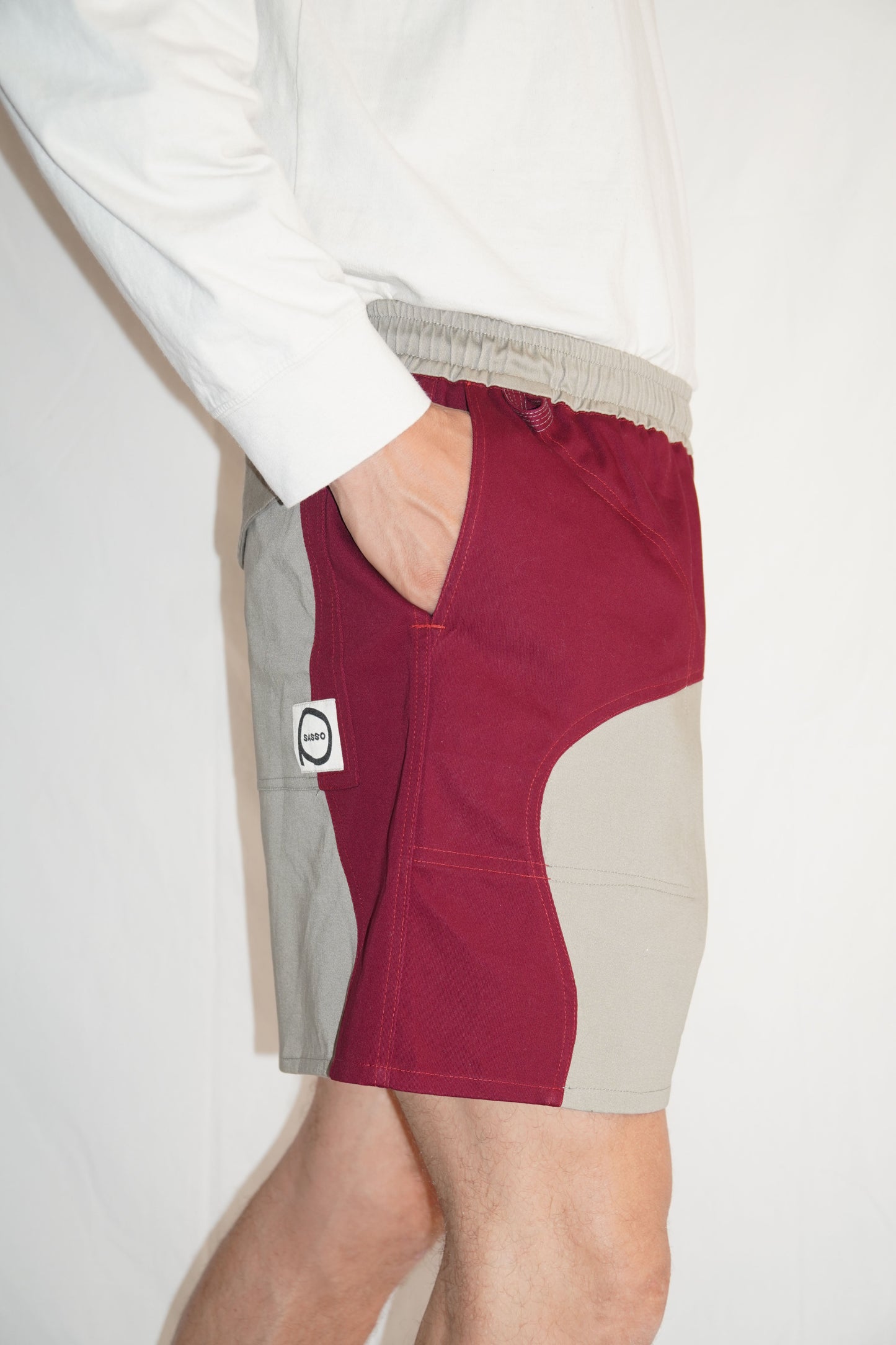 Zoomies Shorts in Bordeaux / Beige