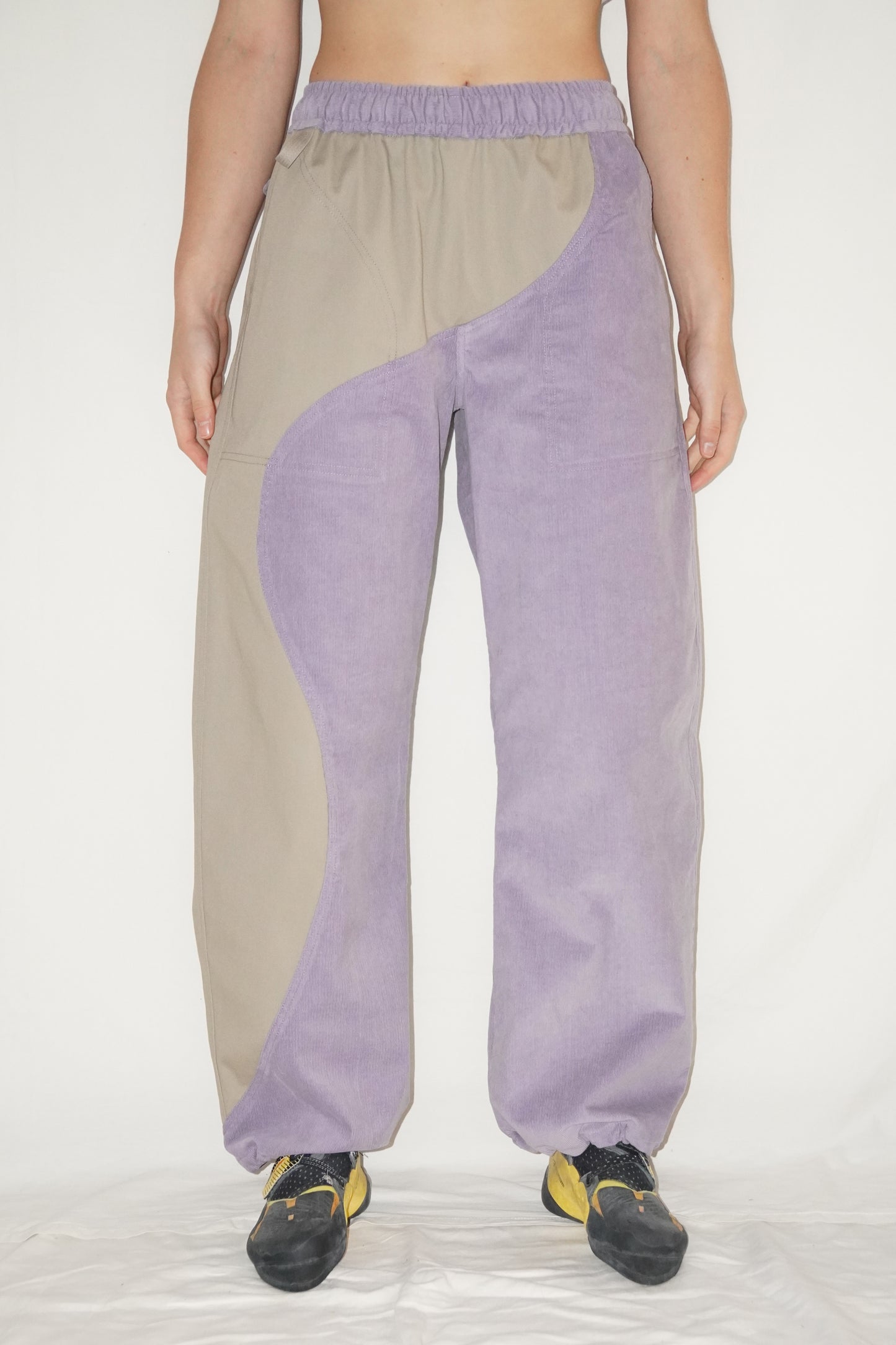 The Zoomies Pants in Mauve / Beige