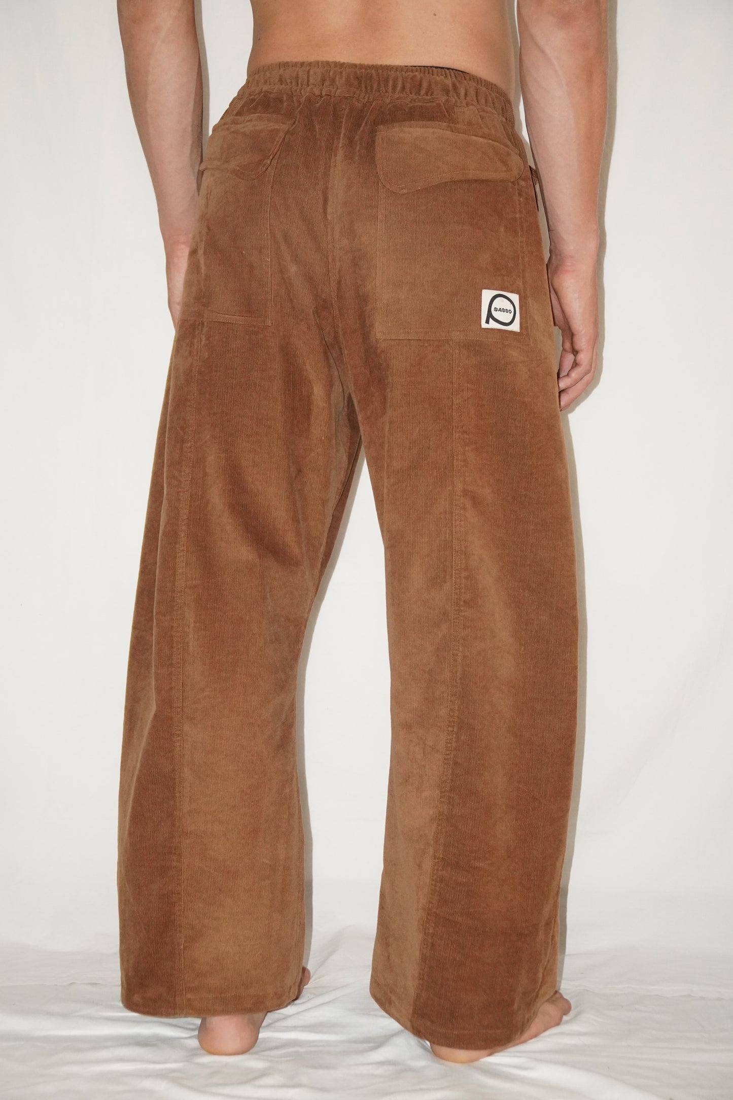 Jumbo Corduroy Pants in Caramel Corduroy