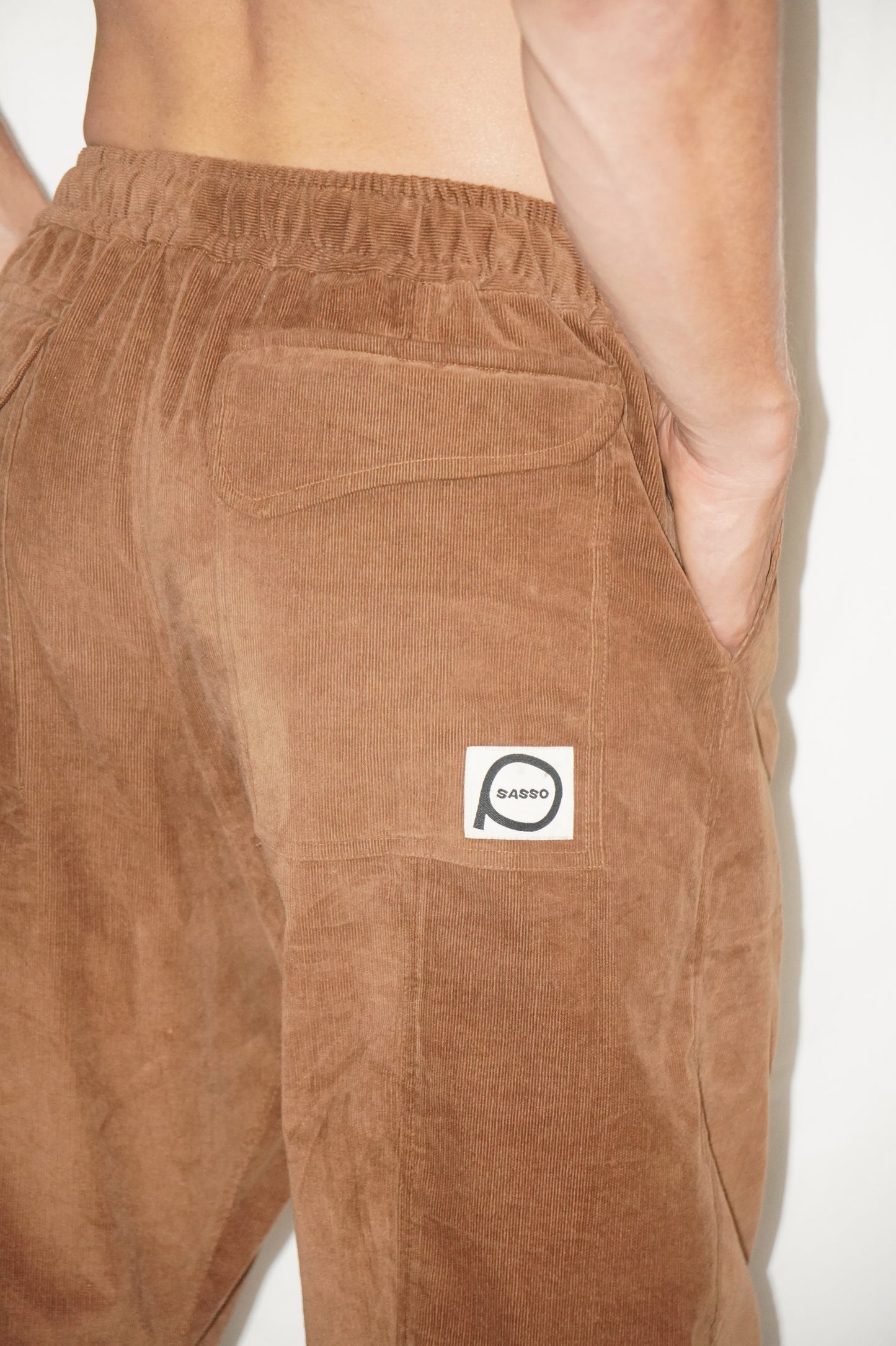 Jumbo Corduroy Pants in Caramel Corduroy