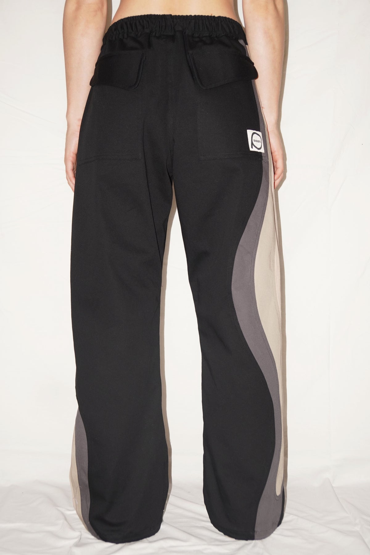 The Hyper Zoomies Pant in Black