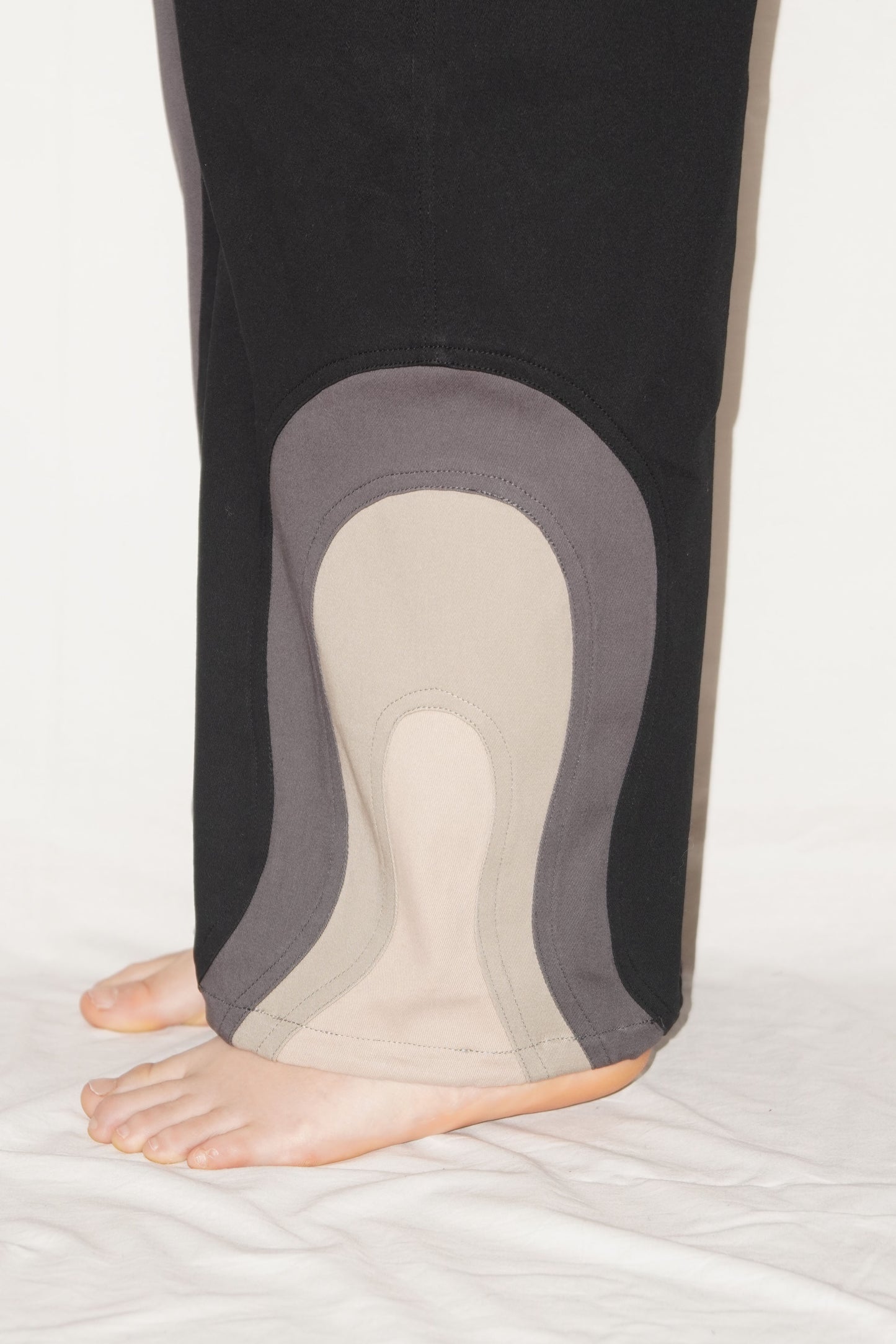 The Hyper Zoomies Pant in Black