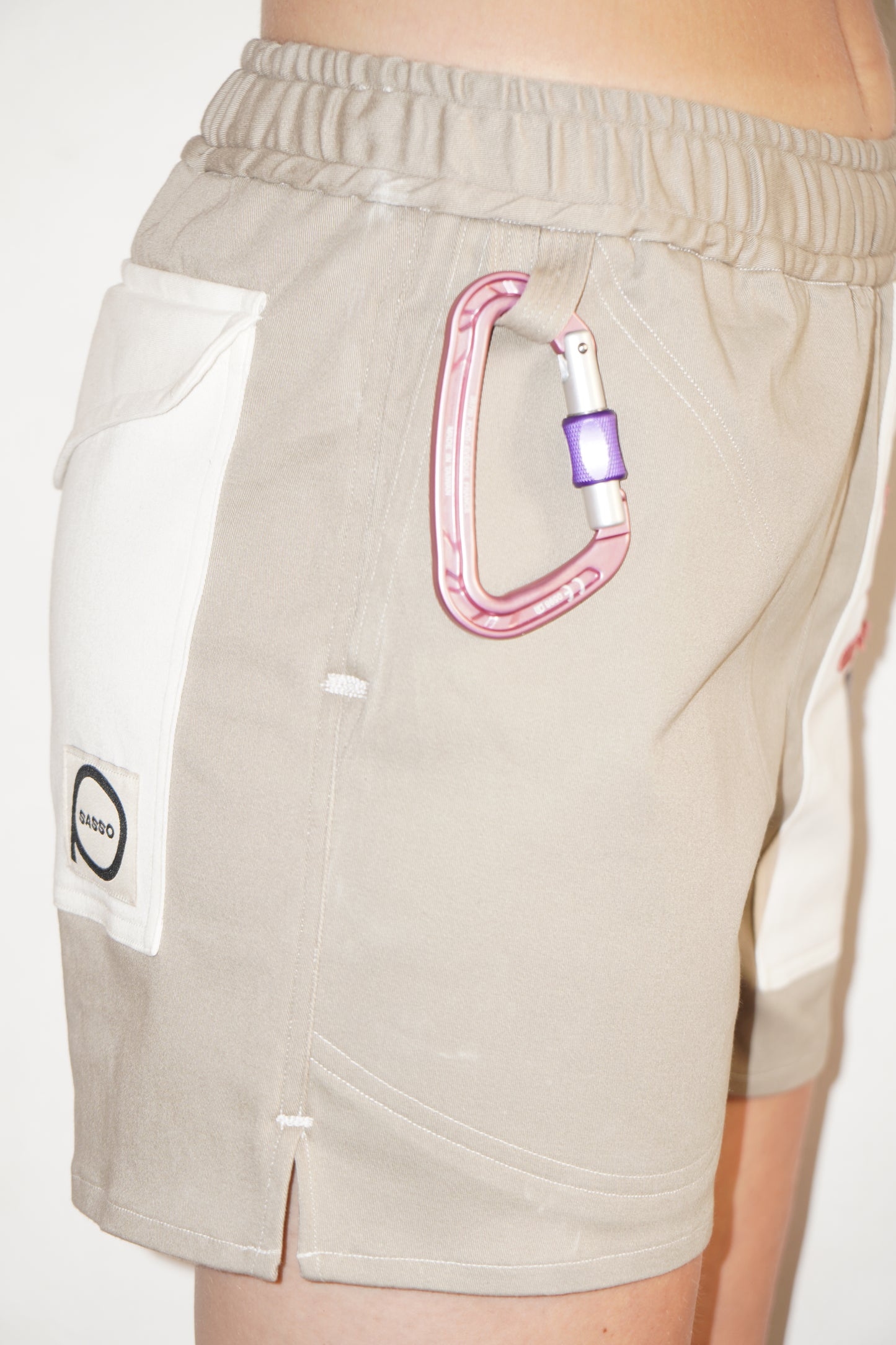 Fiore Shorts in Beige