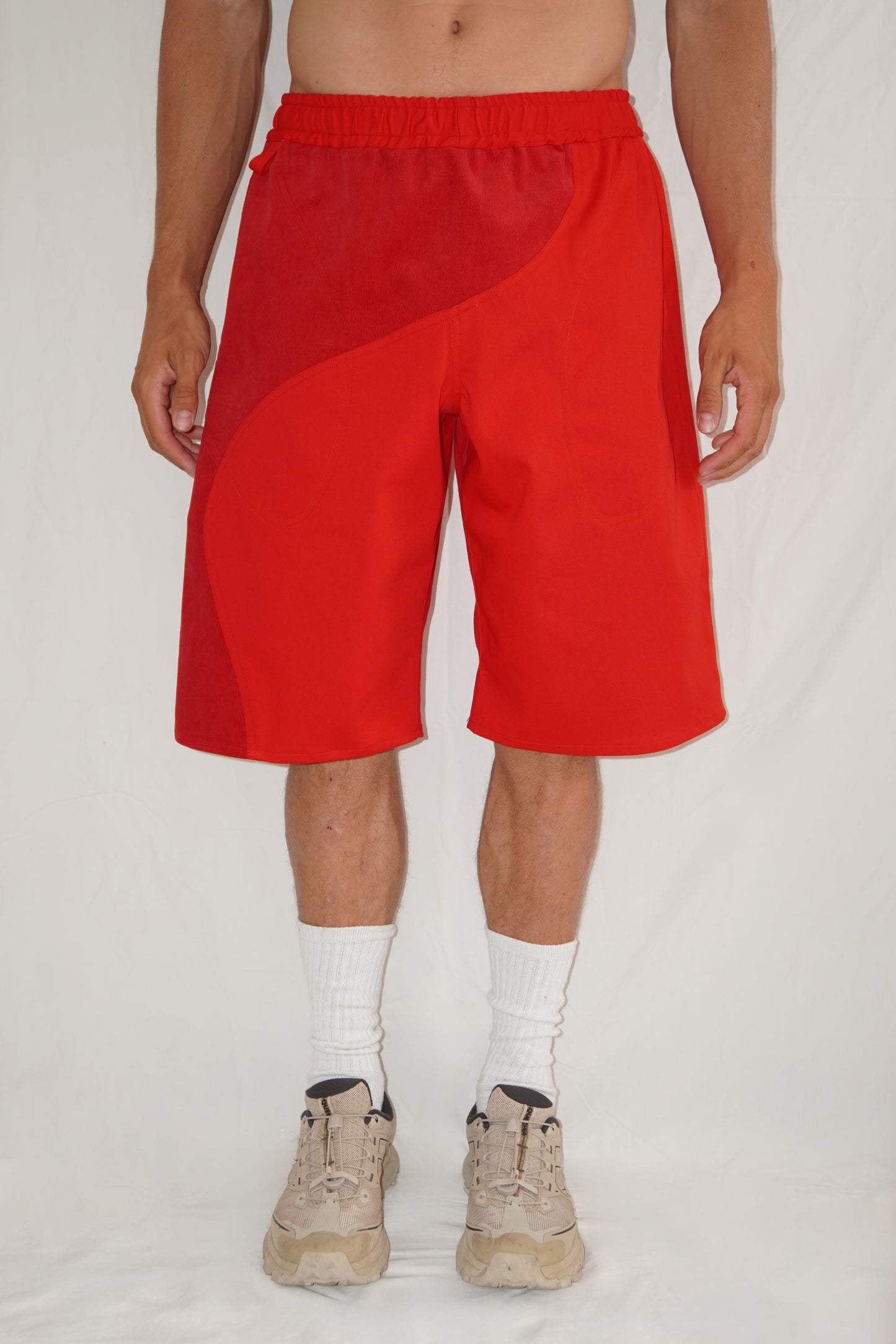 Zoomies Bermuda in Double Red