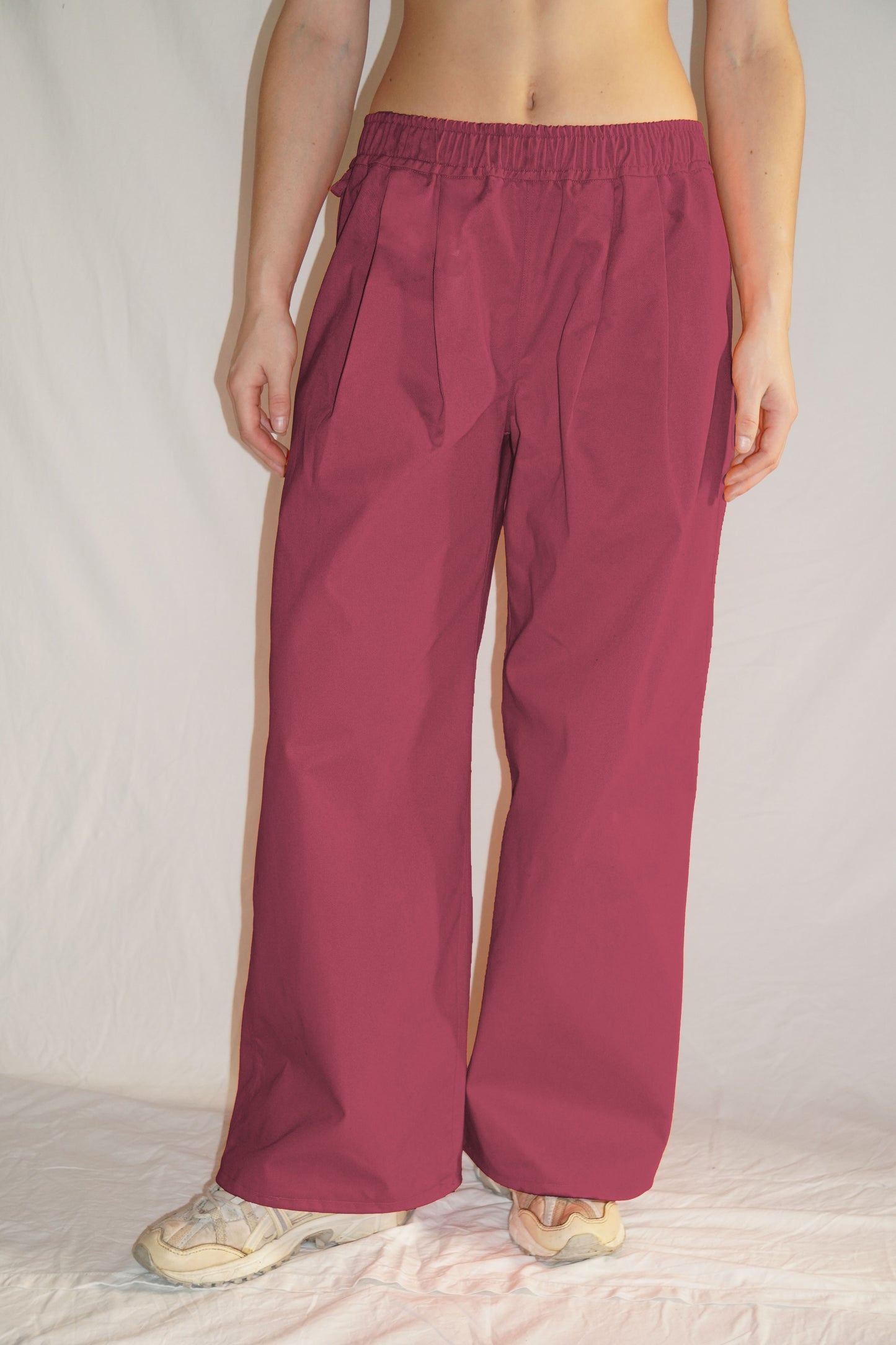 The Granite Pleated Pants in Bordeaux
