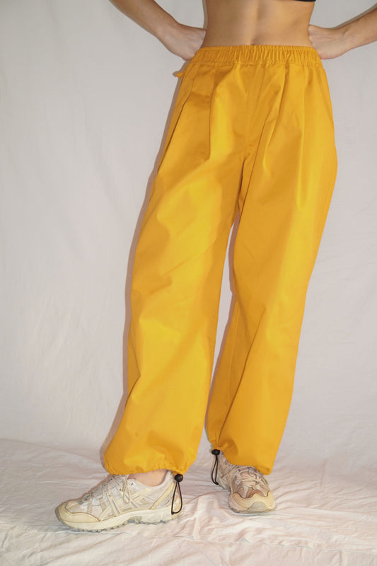 The Granite Pleated Pants in Tumeric