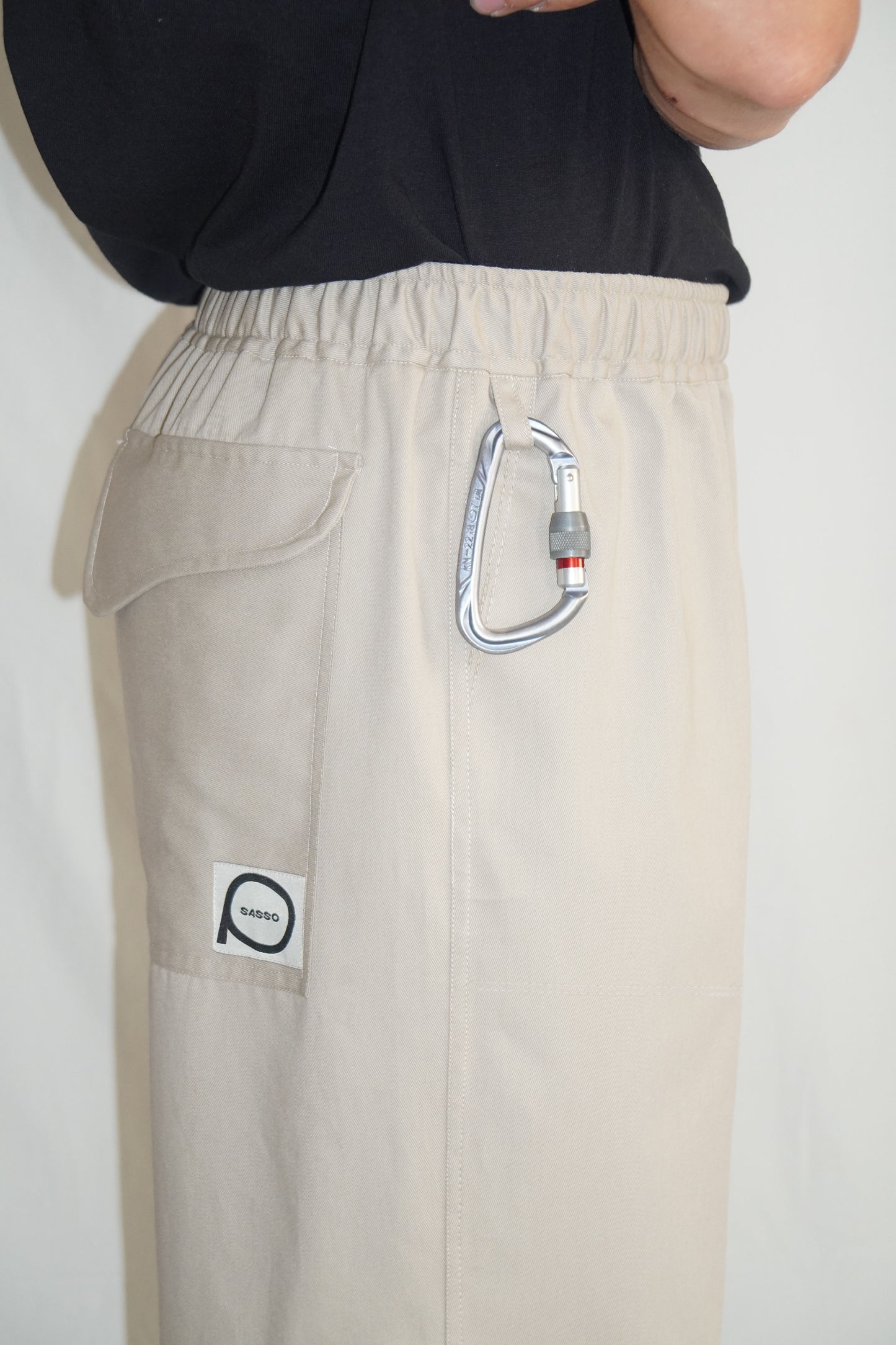 The Doctor Straight Pants in Beige