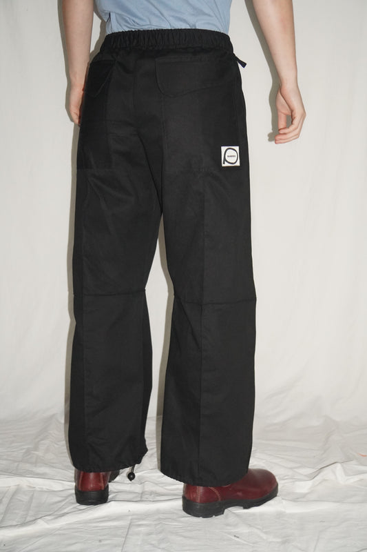 Piuma Cross Pants in Black