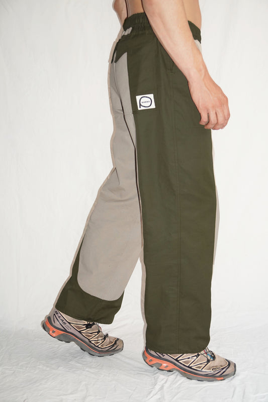 The Pilot Pant in Khaki/Beige