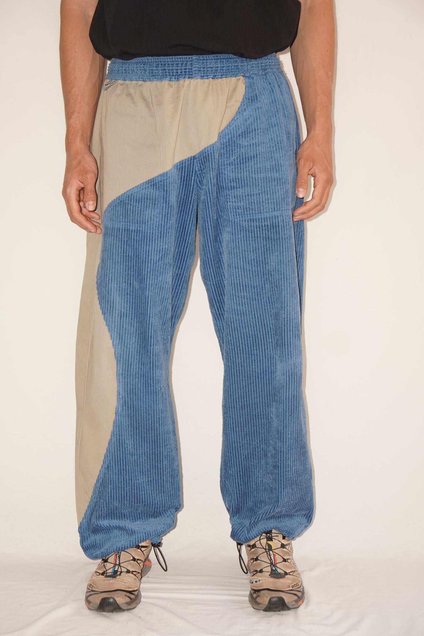 The Zoomies Pants in Blue / Beige