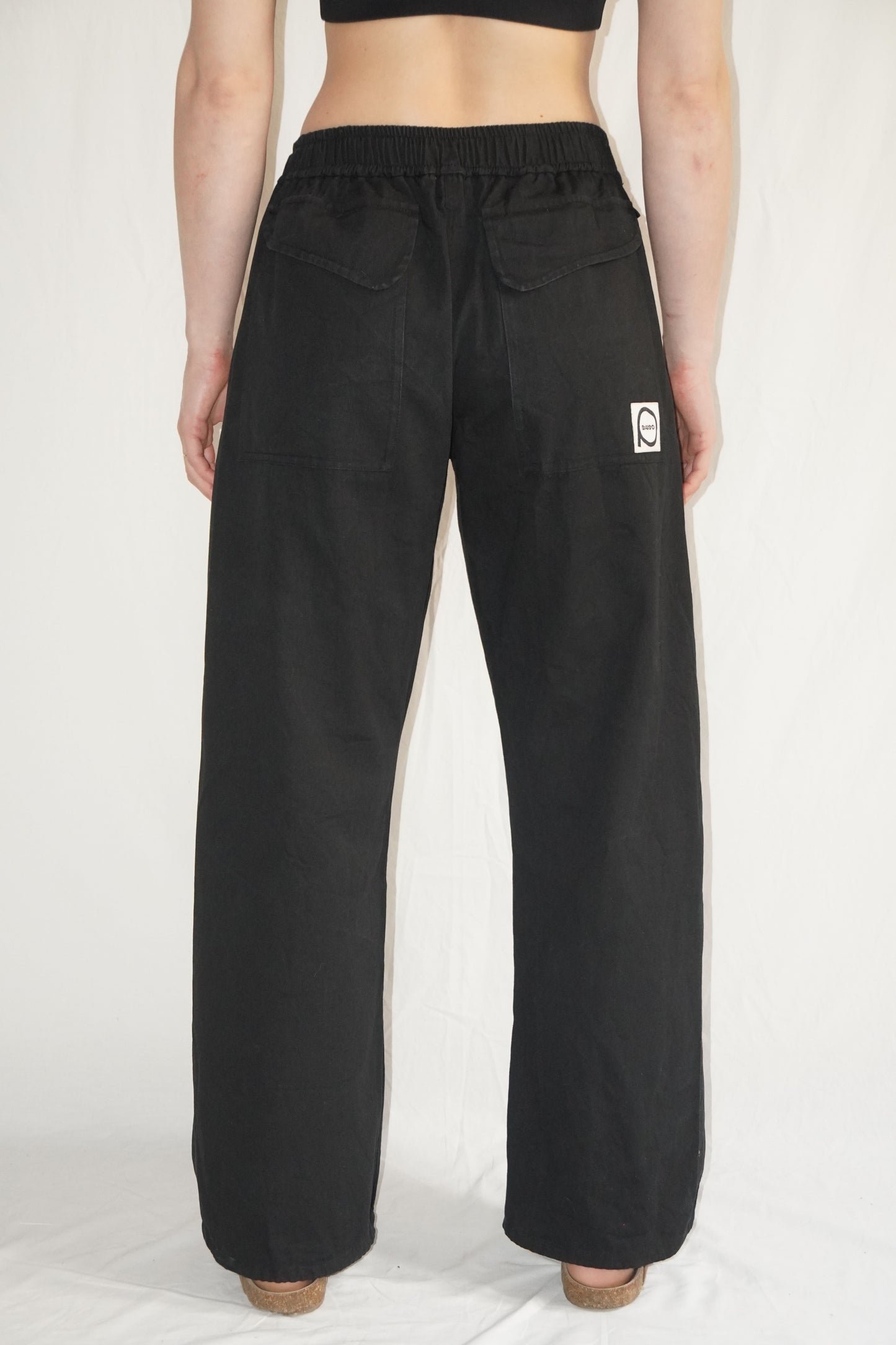 The Doctor Wide Leg Pants in Black