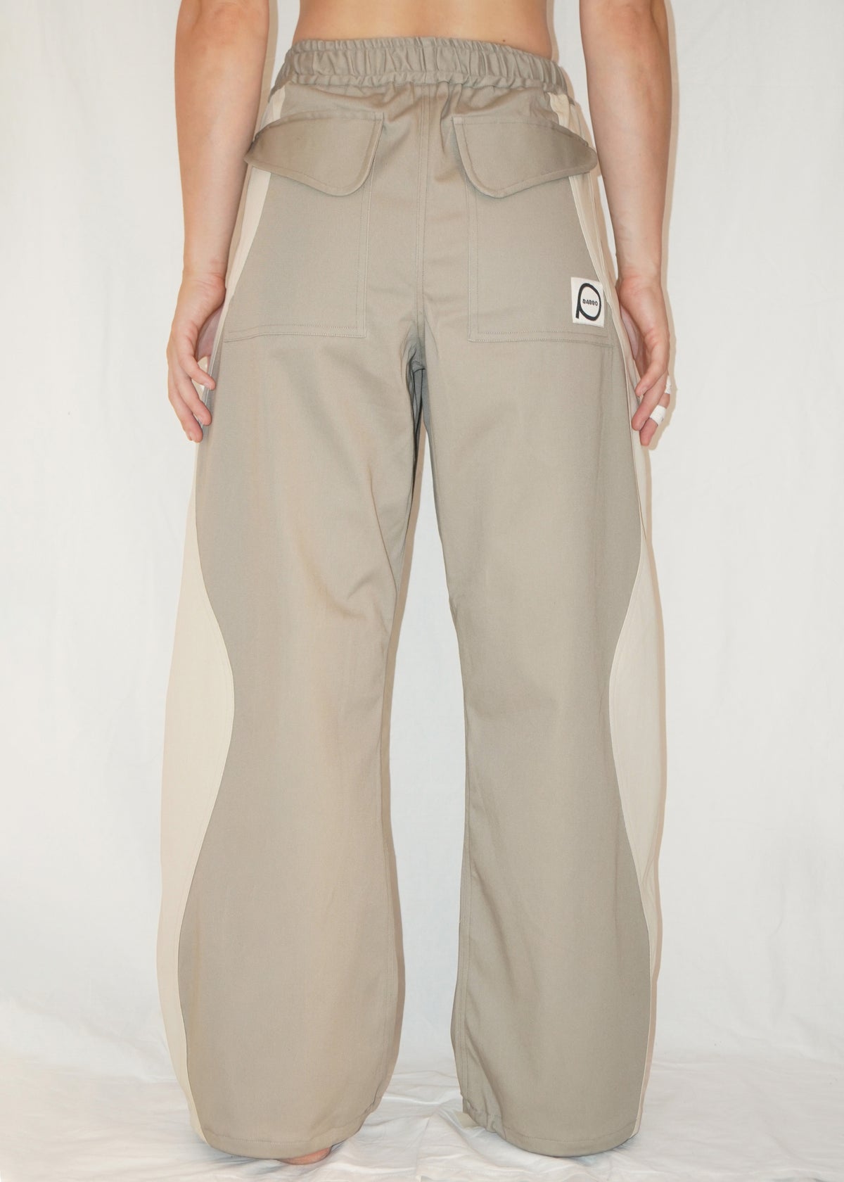 The Poppy Pants in Beige/Cream