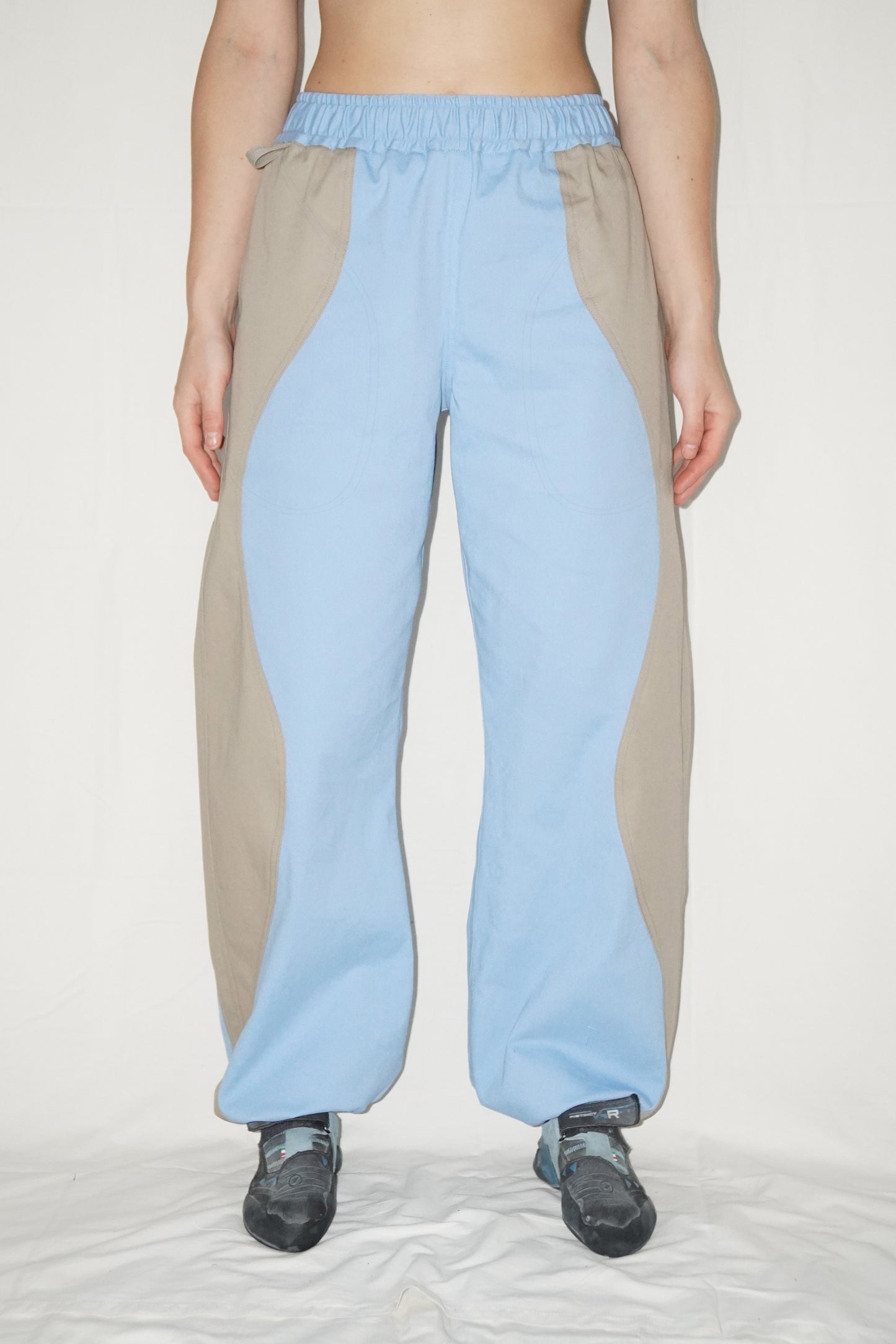 The Poppy Pants in Sky/Beige