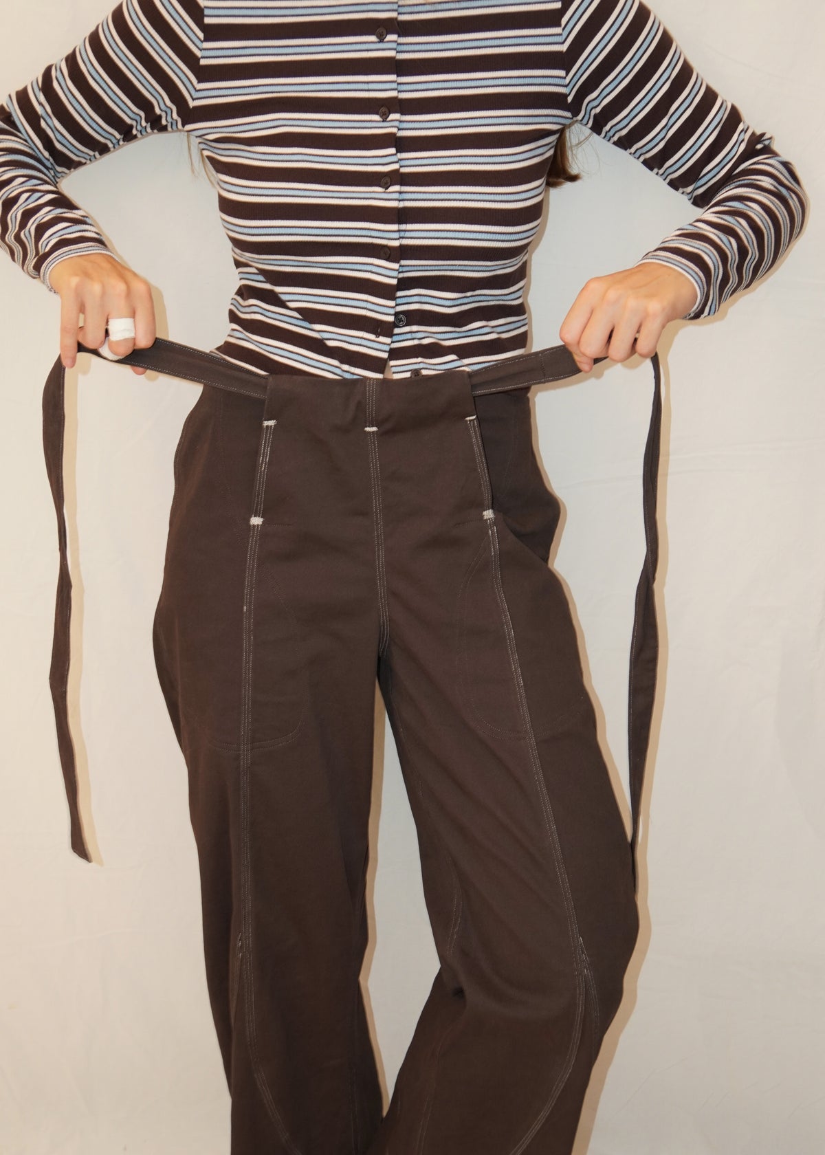 Vela Pants in Wood